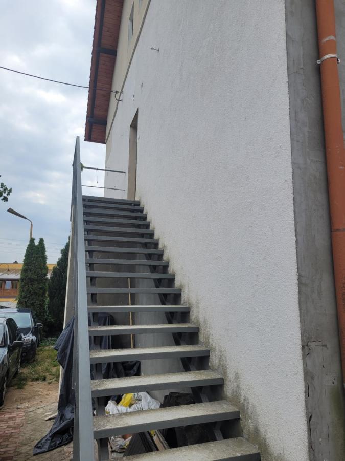 Pokoje Goscinne Straznica Jarosławiec 外观 照片